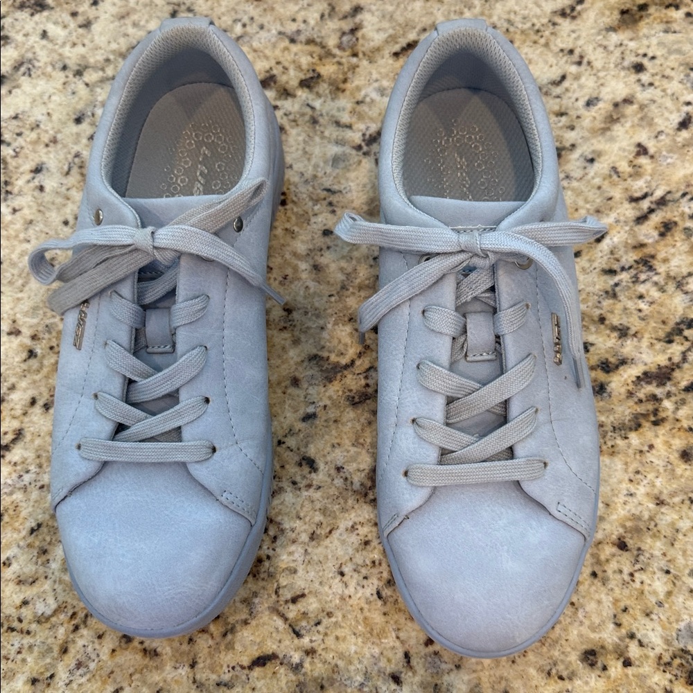 Lugz Light Blue Sneakers Women Size 9 Casual Lace Up Comfort Walking Shoes